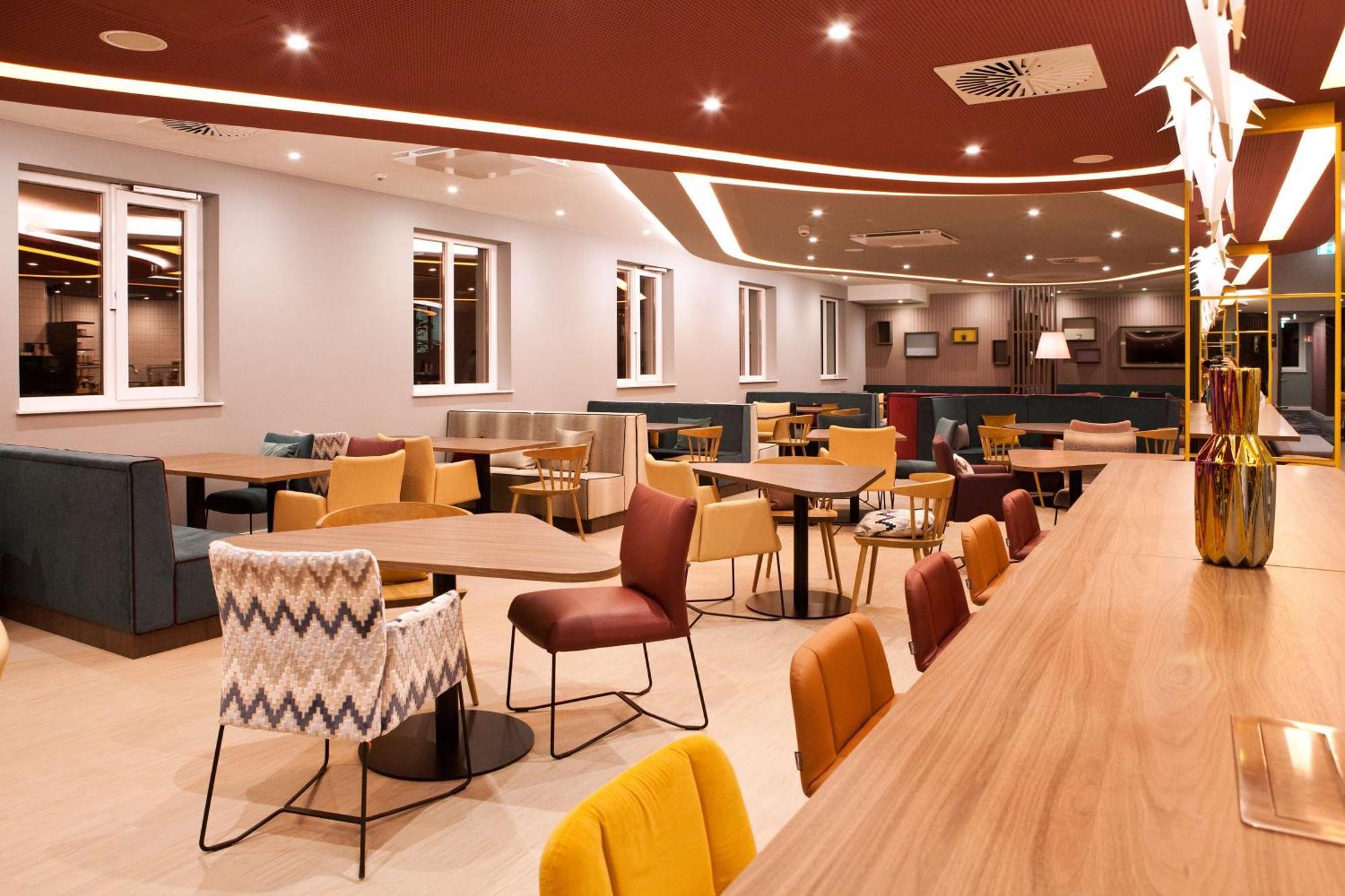 Hampton By Hilton Regensburg Hotel Eksteriør billede