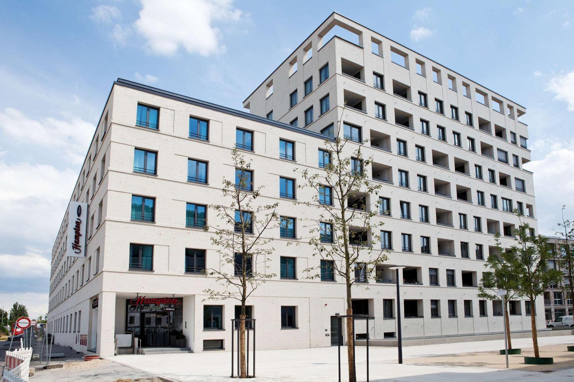 Hampton By Hilton Regensburg Hotel Eksteriør billede